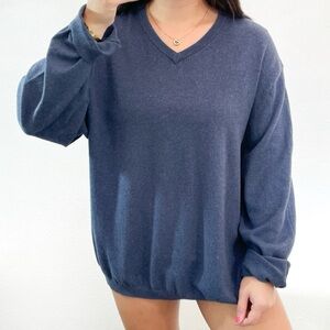 Blue v-neck cotton cashmere sweater